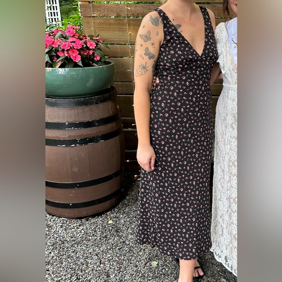 Princess Polly Floral Maxi Dress - Picture 5 of 6